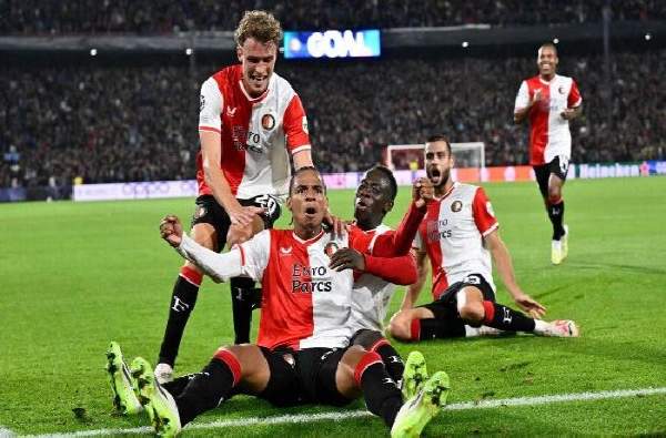 Soi tỷ lệ kèo nhà cái Vitesse vs Feyenoord