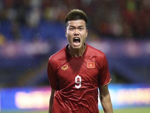 Phong cách thi đấu của Nguyễn Văn Tùng