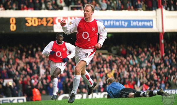 Hợp đồng chuyển nhượng của Dennis Bergkamp Hợp đồng chuyển nhượng của Dennis Bergkamp