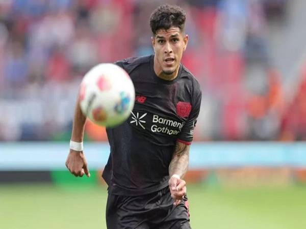Arsenal gặp khó khăn tài chính