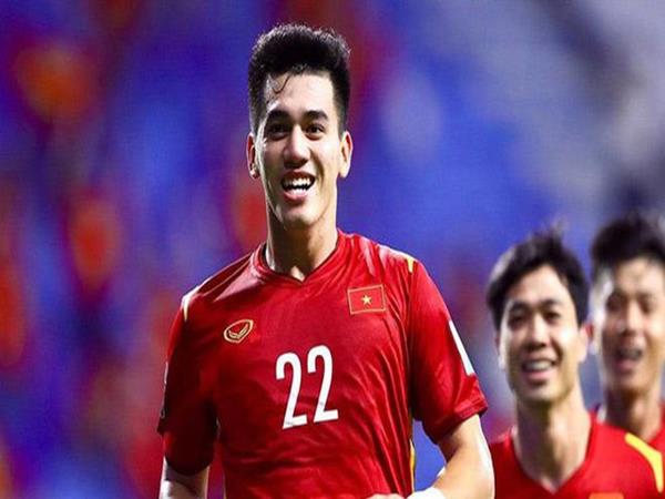 Cầu thủ Tiến Linh quê ở đâu?