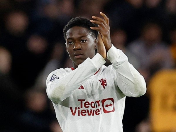 Chuyển nhượng: Mainoo ngã rẽ, hơn 12 ông lớn vào cuộc Chuyển nhượng: Mainoo ngã rẽ, hơn 12 ông lớn vào cuộc